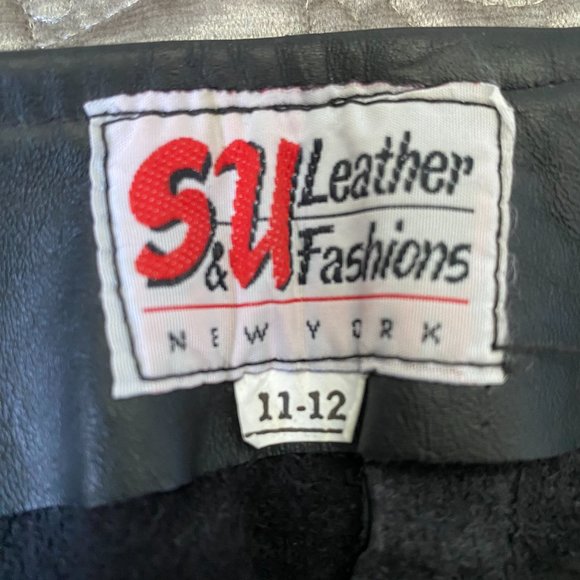 Leather shorts - Picture 5 of 8